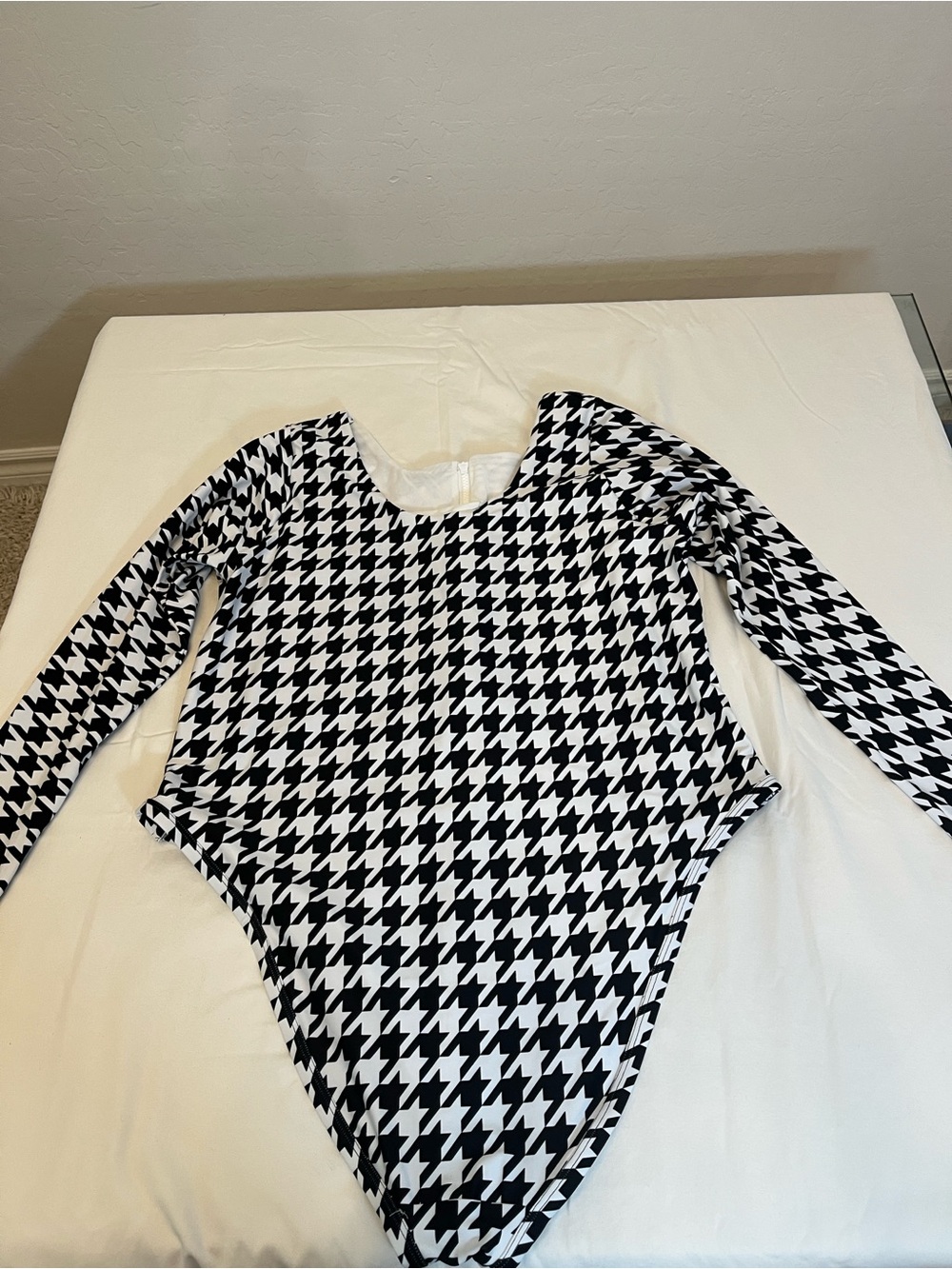 Black & White Houndstooth Long-Sleeve Women’s Bodysuit